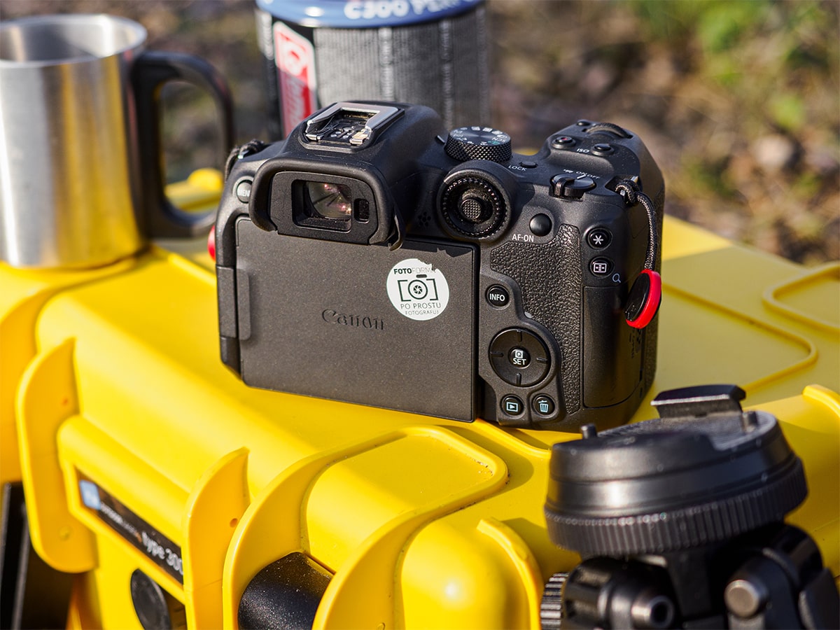 Canon EOS R7